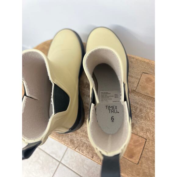 Women's Waterproof Rain Boots - Size 8 Wide - Tan/Black - Picture 3 of 10